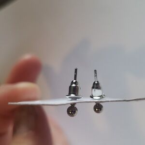 NWT men's studs earrings MICRO SWAROWSKY  ON 925 Sterling Silver 1 PAIR